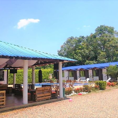 Cabanas El Saman Villavicencio Apiay Ngoại thất bức ảnh