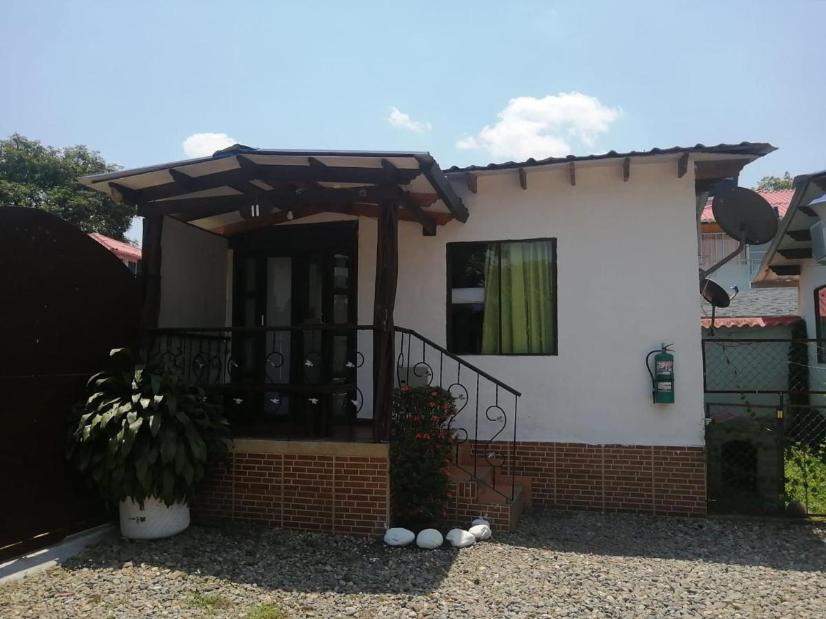 Cabanas El Saman Villavicencio Apiay Ngoại thất bức ảnh